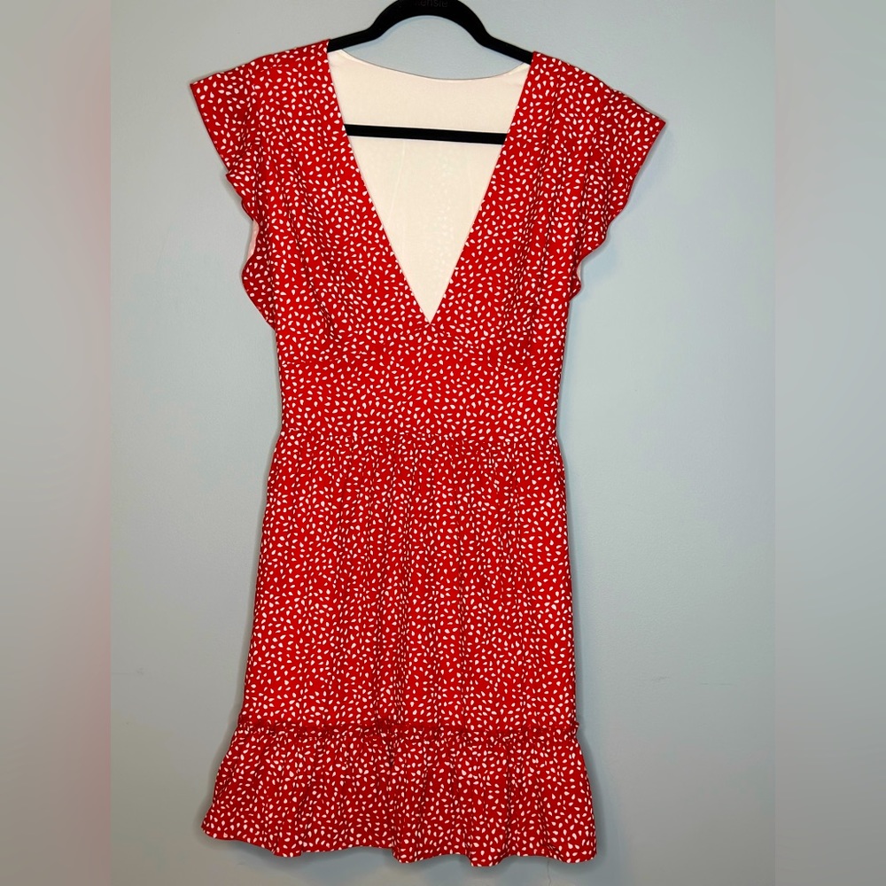 Size XL dress, red wl pattern